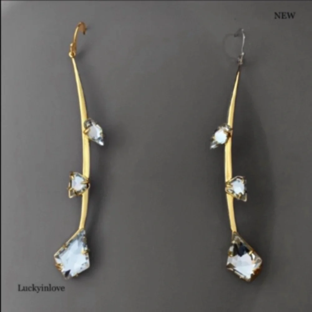 ALEXIS BITTAR • Miss Havisham Gold Flower Bud Crystal Earrings - Picture 4 of 8